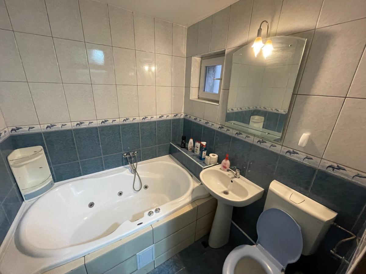 Apartament Magnolia, Piata Gorjului- Metrou Apartment Bucharest Luaran gambar