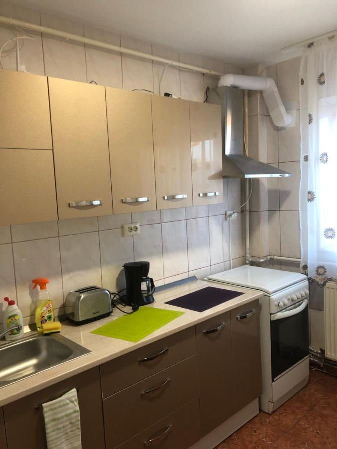 Apartament Magnolia, Piata Gorjului- Metrou Apartment Bucharest Luaran gambar